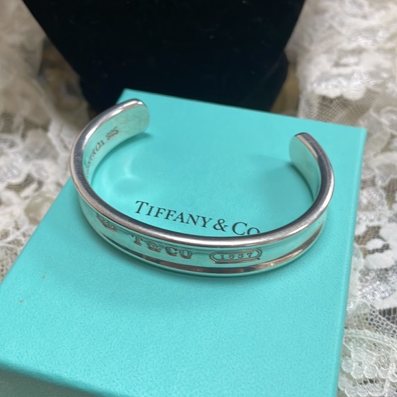 Tiffany 925 Bangle Cuff - Picture 12 of 12